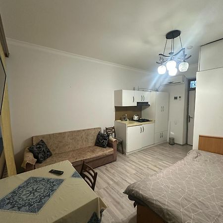Hellobaku Apartment In Old City Buitenkant foto