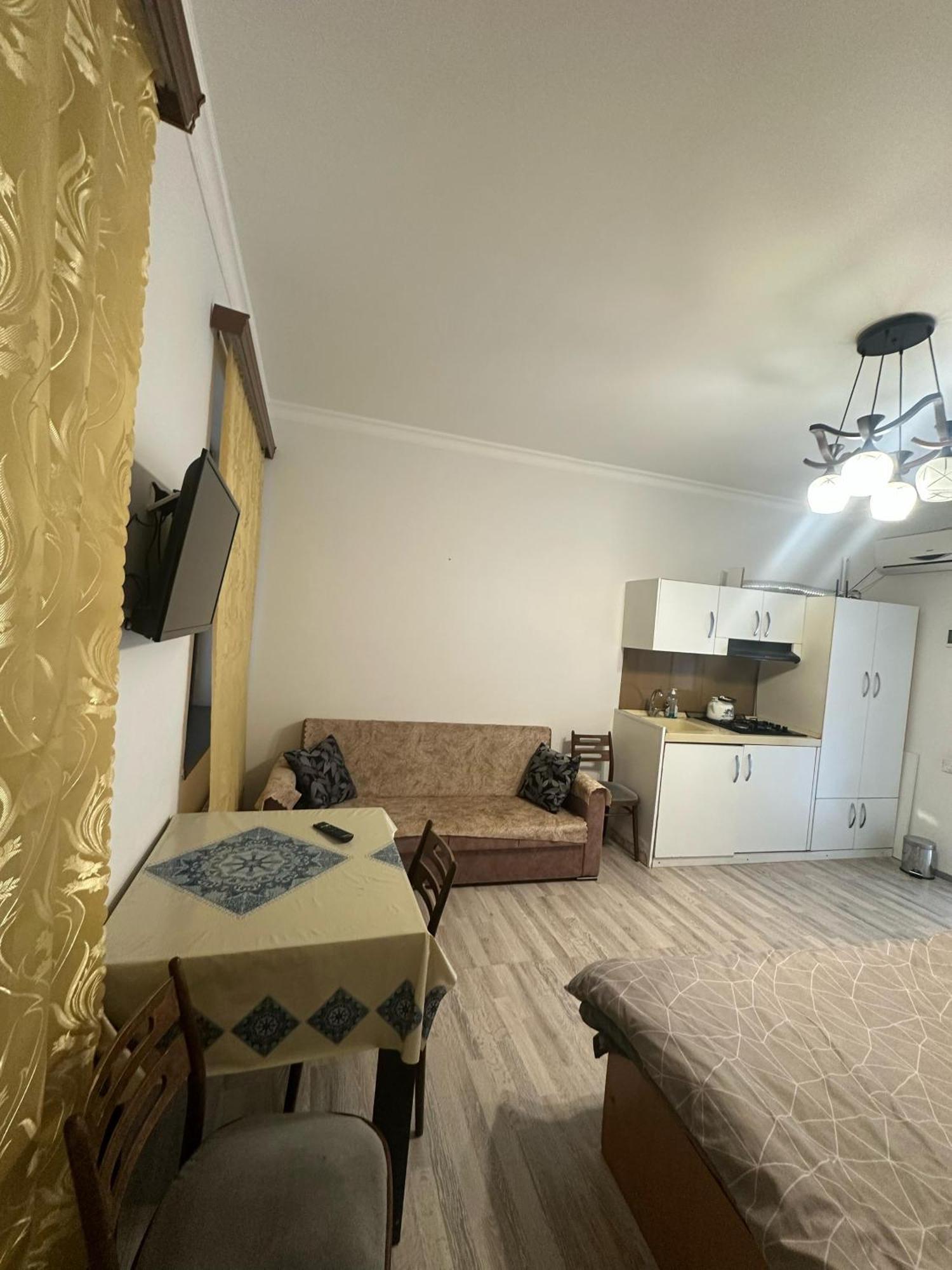Hellobaku Apartment In Old City Buitenkant foto